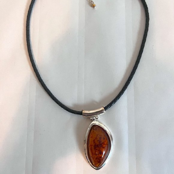 Faux Amber Silver Tone Pendant Leather Braided Cord Chain Necklace - Picture 1 of 4